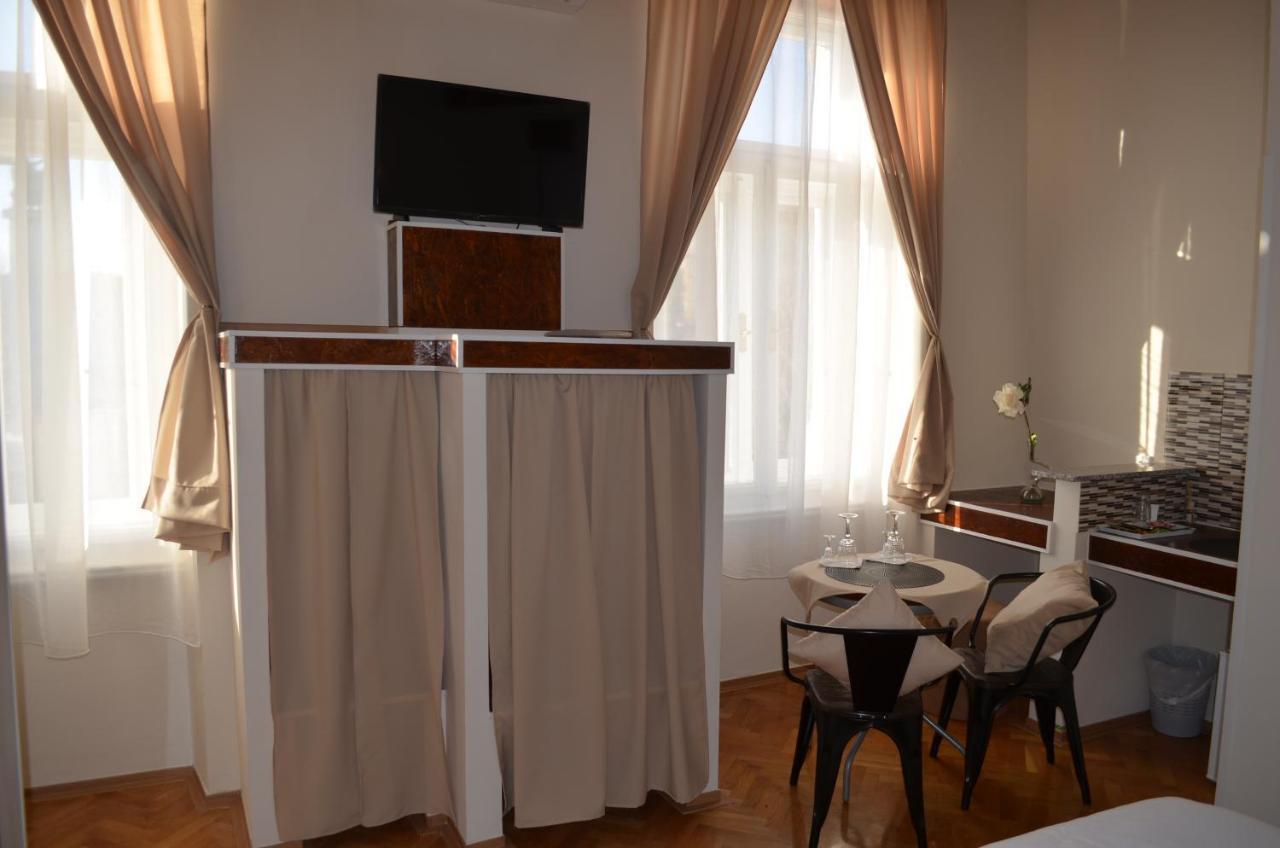 Rooms & Apartments Infinity Rijeka Dış mekan fotoğraf